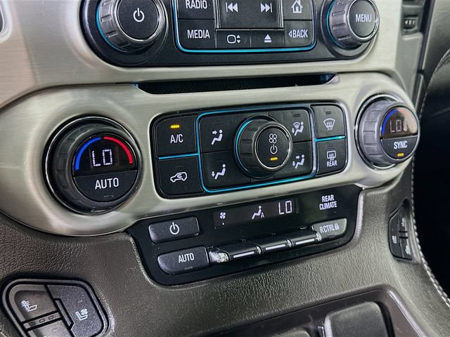 Used 2020 GMC Yukon XL SLT w/ Premium Edition AWD/4WD image 16