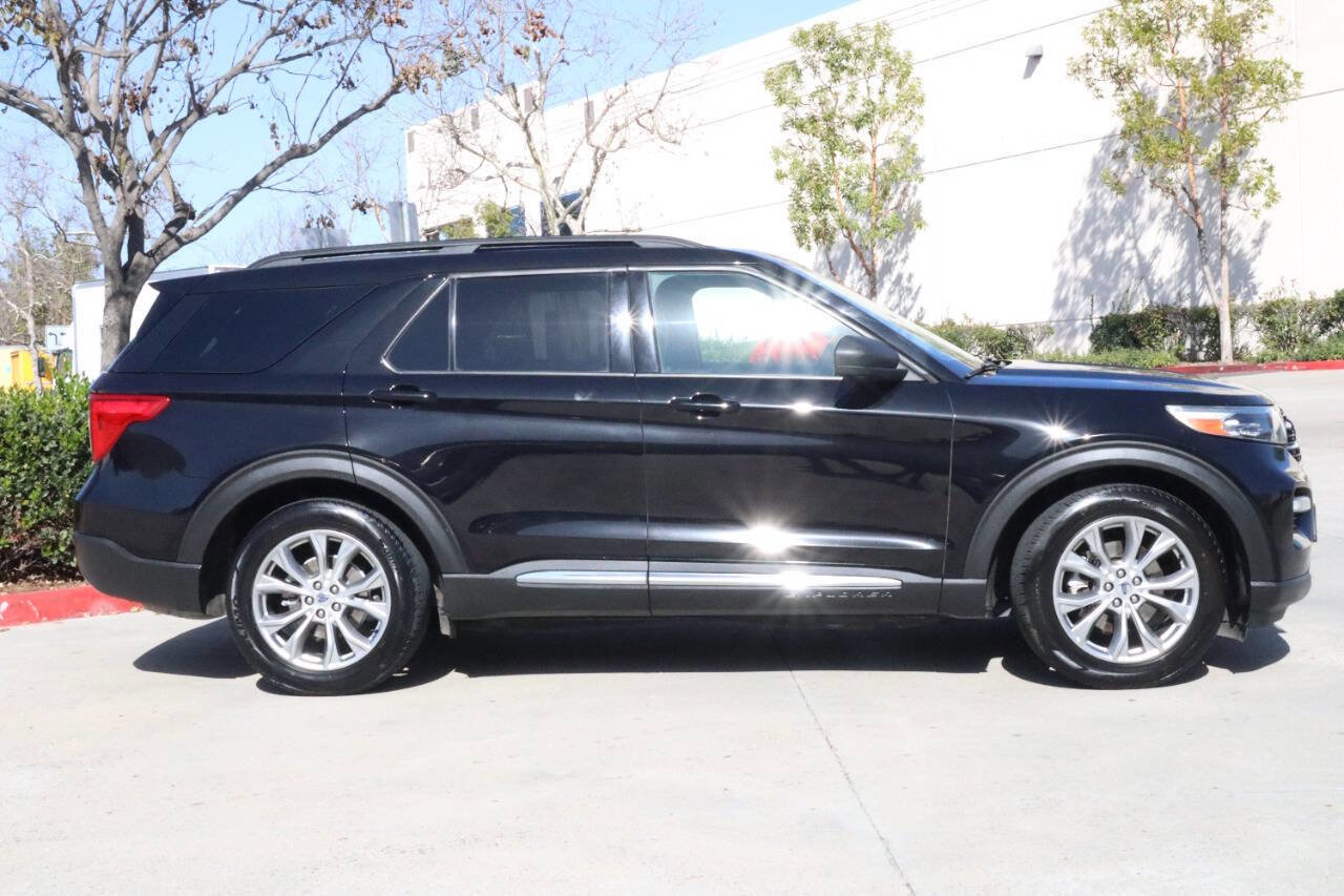 Used 2020 Ford Explorer XLT image 20