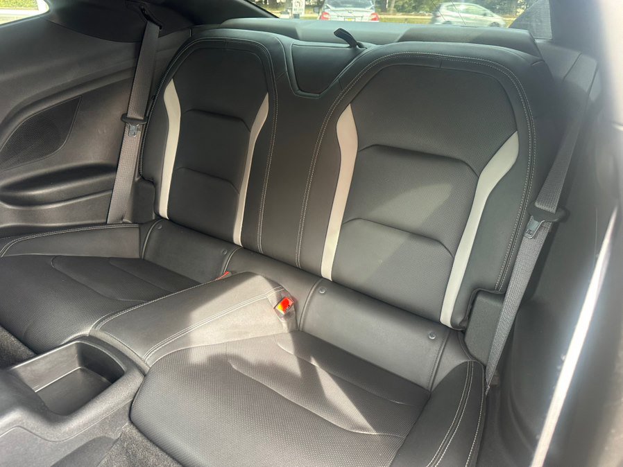 Used 2020 Chevrolet Camaro SS RWD image 14
