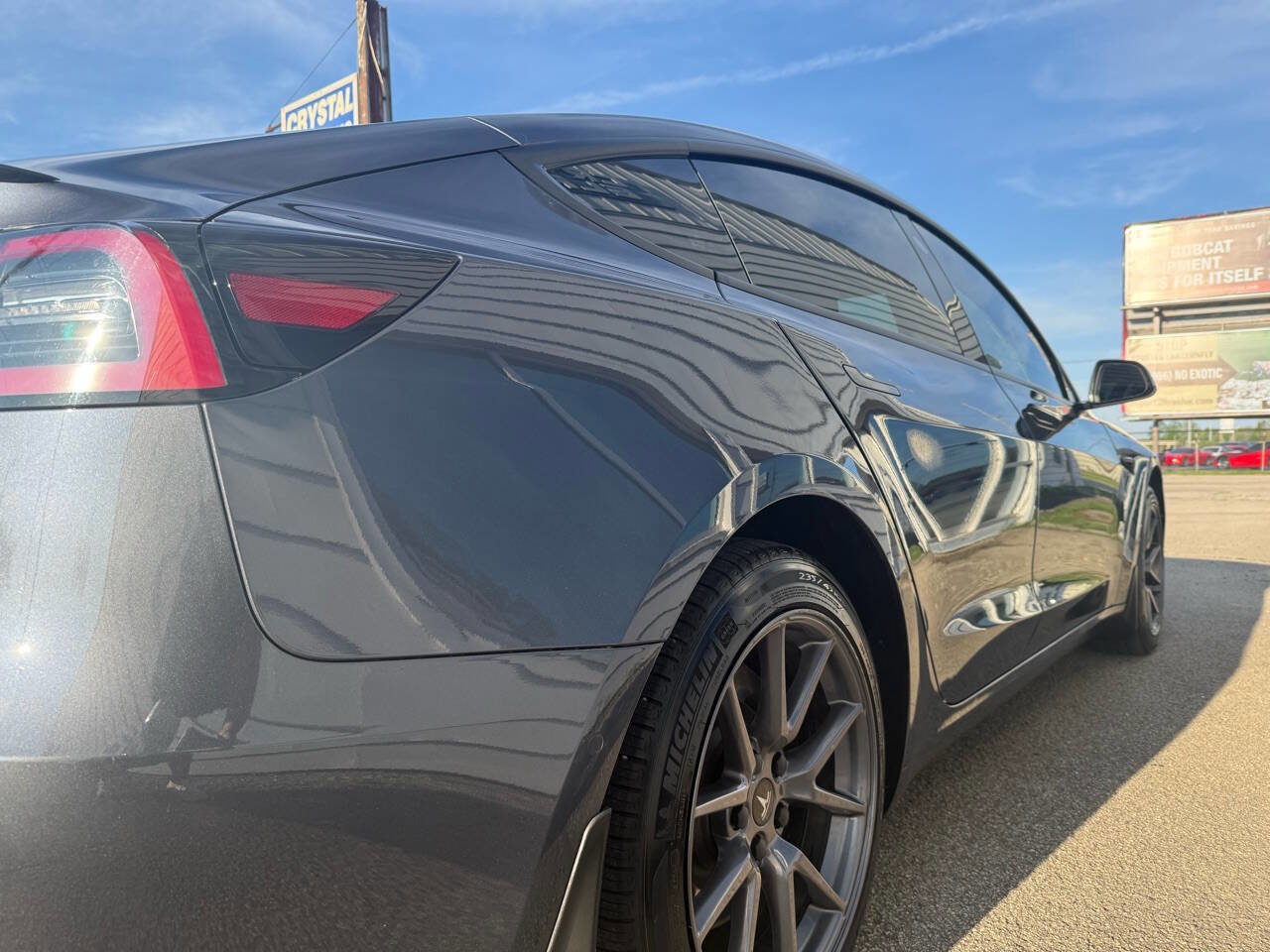 Used 2022 Tesla Model 3 Long Range AWD/4WD image 16