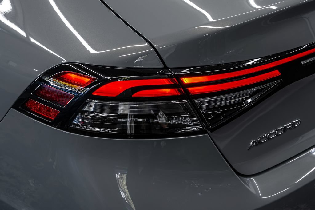 Used 2024 Honda Accord Touring image 14