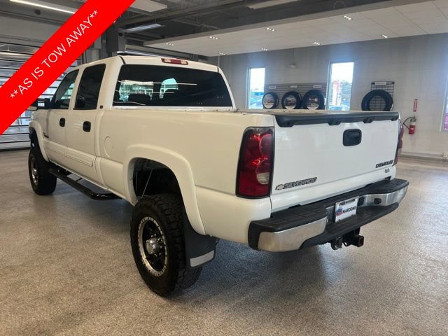Used 2005 Chevrolet Silverado 1500 LS w/ Skid Plate Package AWD/4WD image 7