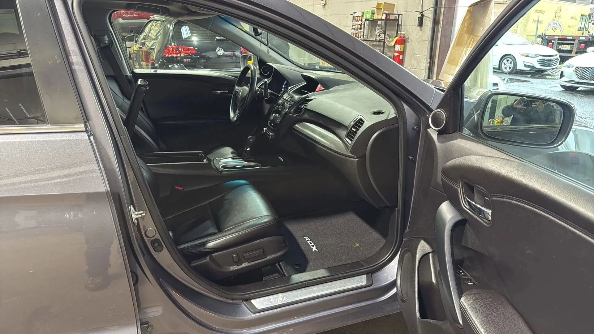Used 2017 Acura RDX AWD image 25