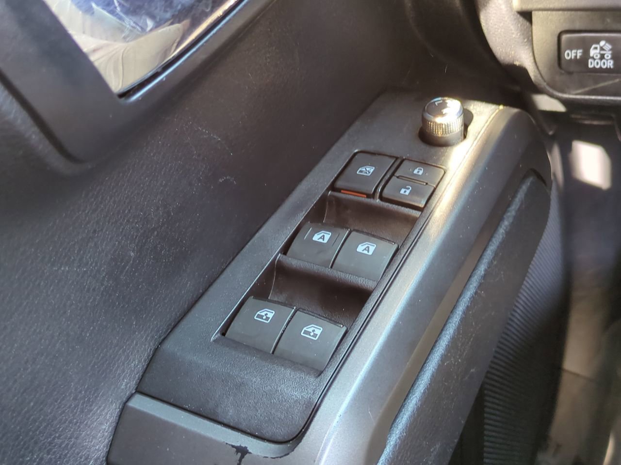 Used 2018 Toyota Tacoma TRD Sport image 23