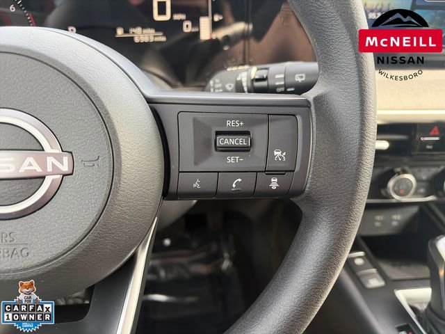 Used 2025 Nissan Kicks SV w/ SV Premium Package FWD image 28