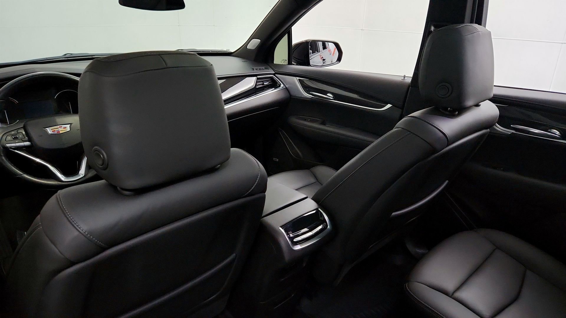 Certified 2024 Cadillac XT6 Sport w/ LPO, Floor Liner Package AWD/4WD image 21