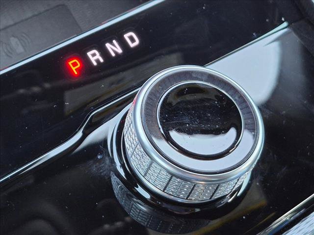Used 2025 Jeep Grand Cherokee Altitude RWD image 12