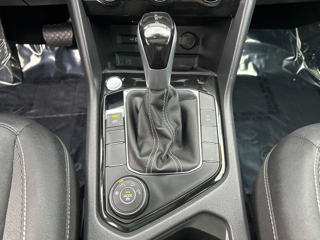 Used 2024 Volkswagen Taos SE image 24