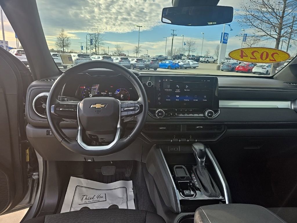 Used 2024 Chevrolet Colorado LT w/ LT Convenience Package image 30