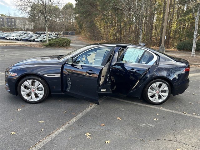 Used 2020 Jaguar XE S image 20