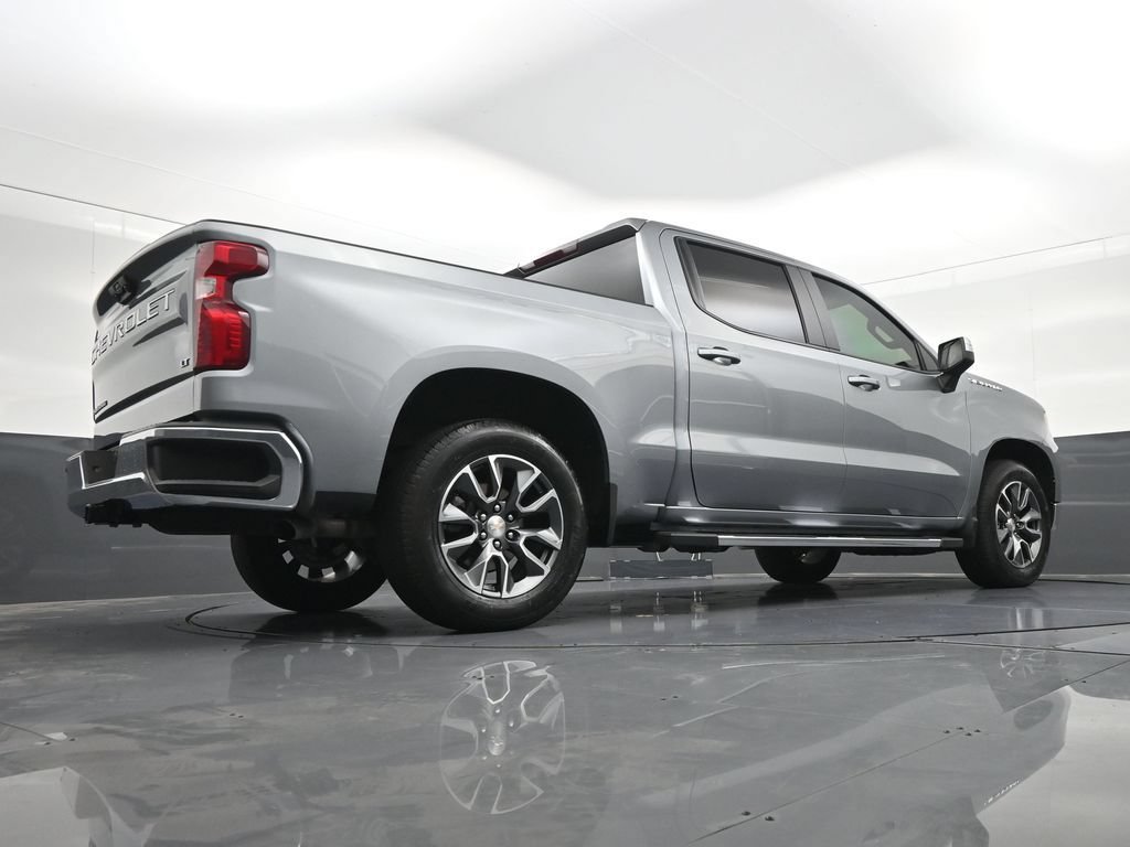 Used 2024 Chevrolet Silverado 1500 LT RWD image 31