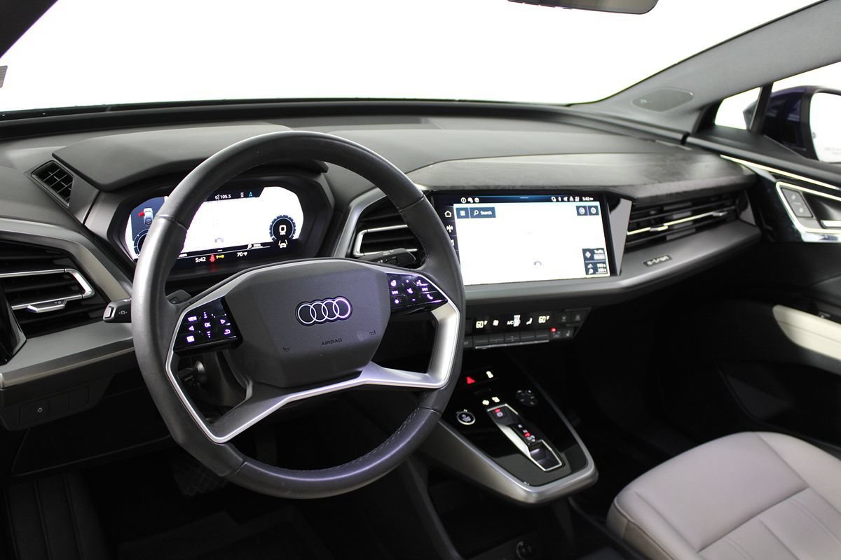Used 2025 Audi Q4 e-tron Premium Plus w/ Premium Plus AWD/4WD image 5