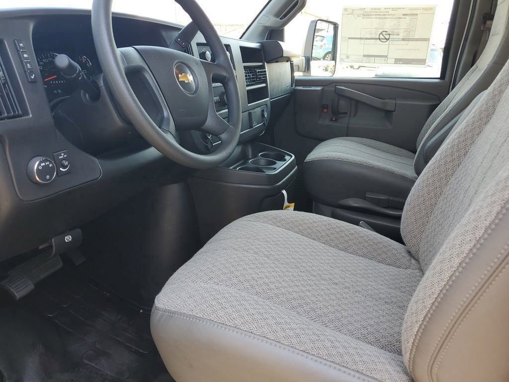 New 2025 Chevrolet Express 3500 w/ Power Convenience Package image 11