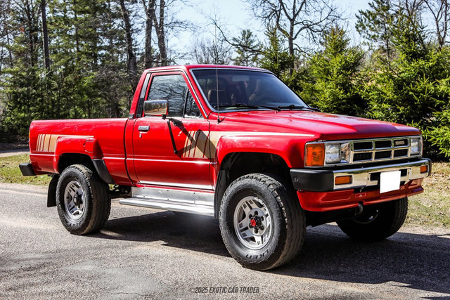 Used 1986 Toyota Pickup 4x4 Regular Cab Turbo image 12