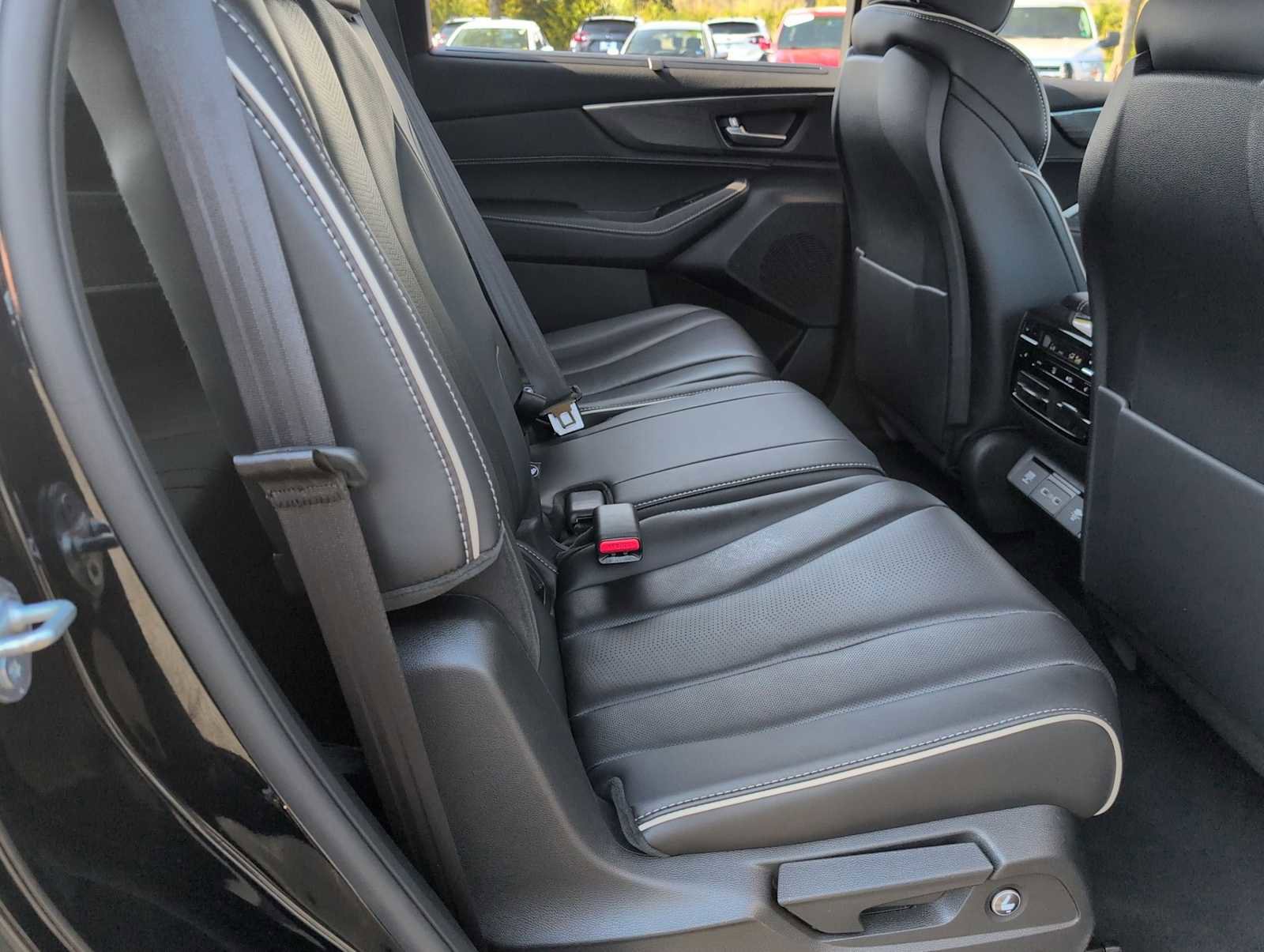 Used 2023 Acura MDX SH-AWD w/ Advance Package image 20
