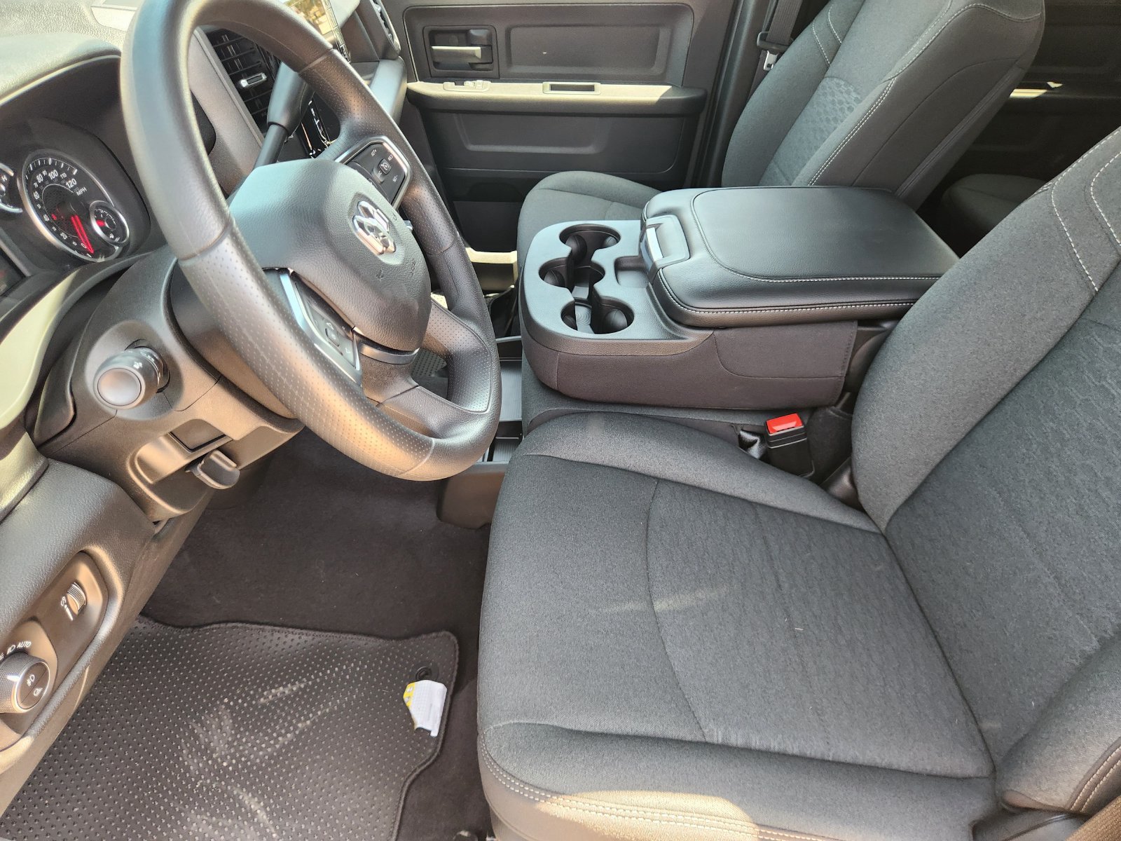 New 2026 RAM 3500 Tradesman AWD/4WD image 13