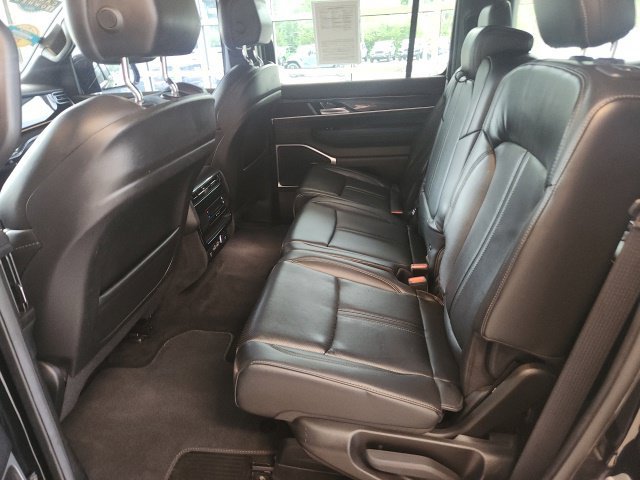 Used 2022 Jeep Wagoneer Series I w/ Premium Group I RWD image 39