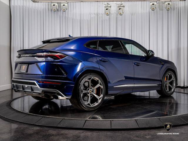 Used 2020 Lamborghini Urus AWD/4WD image 14