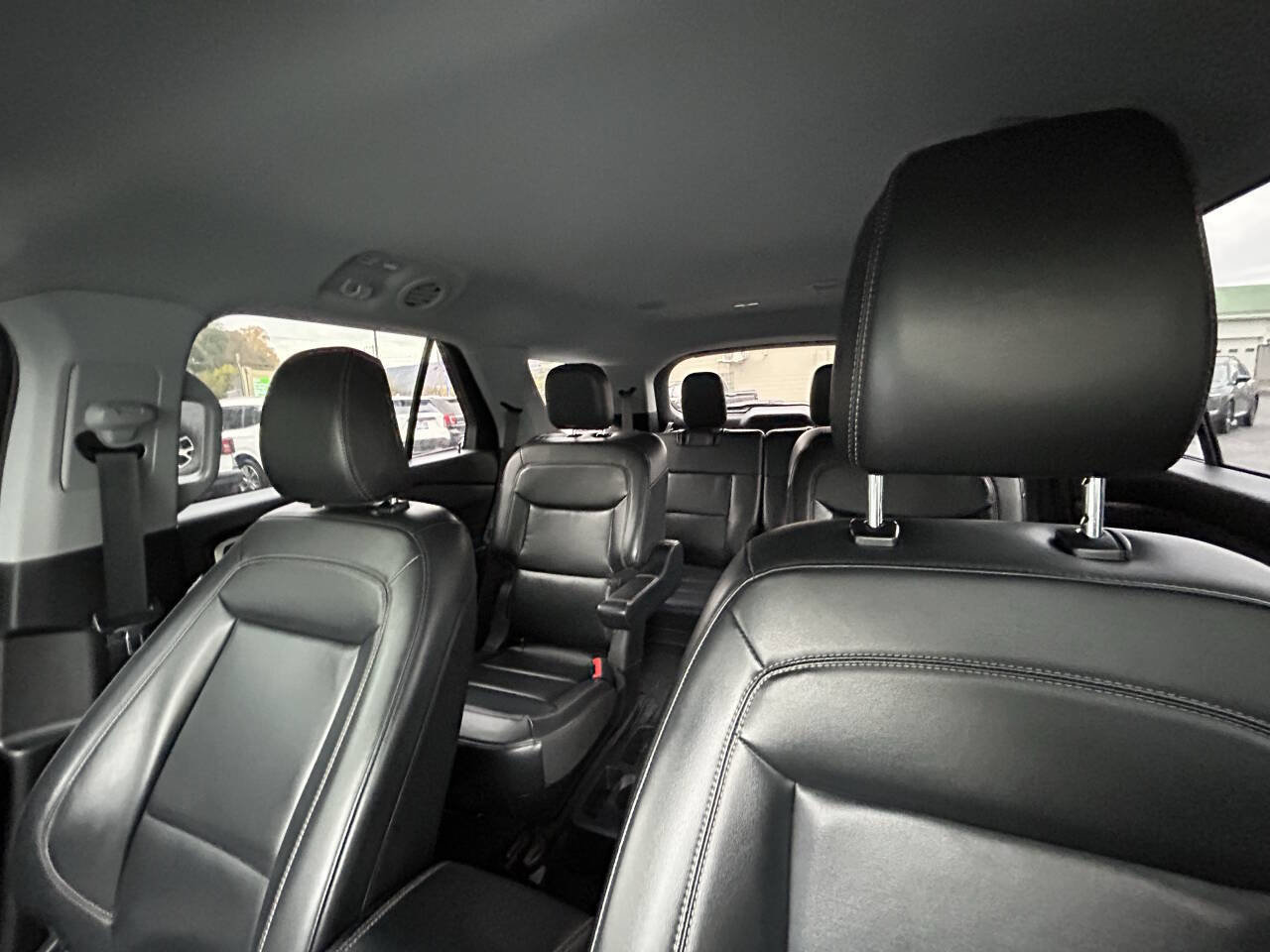 Used 2021 Ford Explorer XLT w/ Equipment Group 202A image 21