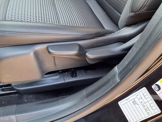 Used 2025 Chevrolet Trax LT w/ LT Convenience Package image 73