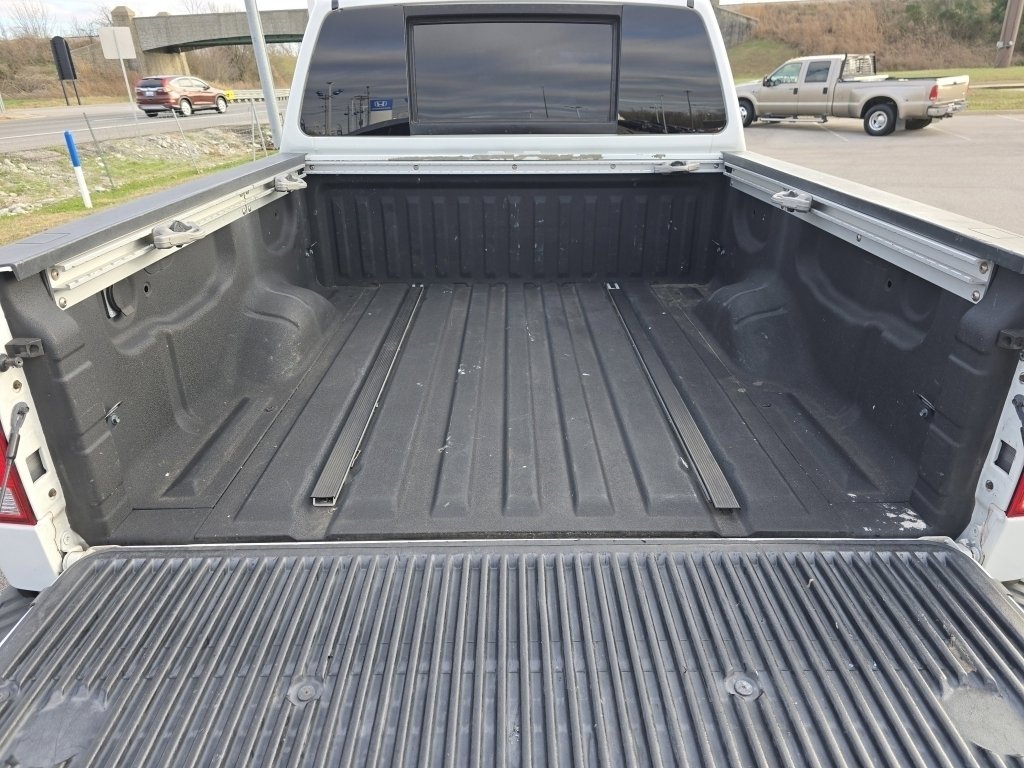 Used 2015 Nissan Titan PRO-4X w/ Pro-4x Luxury Package image 25