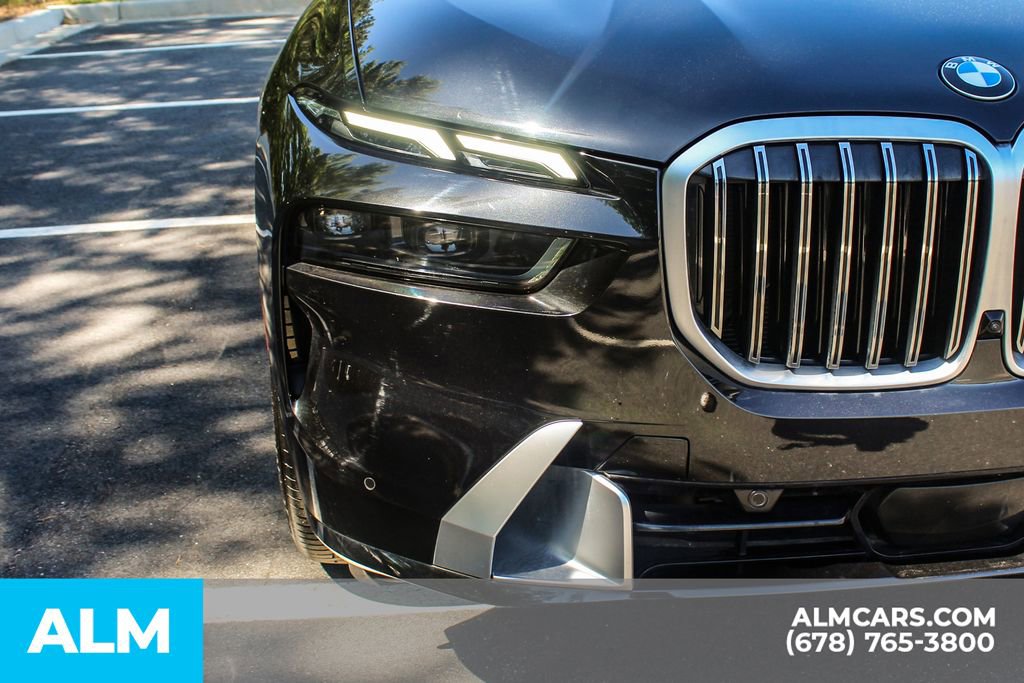 Used 2023 BMW X7 xDrive40i w/ Premium Package AWD/4WD image 12
