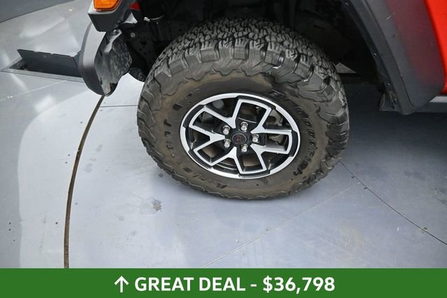 Used 2024 Jeep Wrangler Unlimited Rubicon AWD/4WD image 17