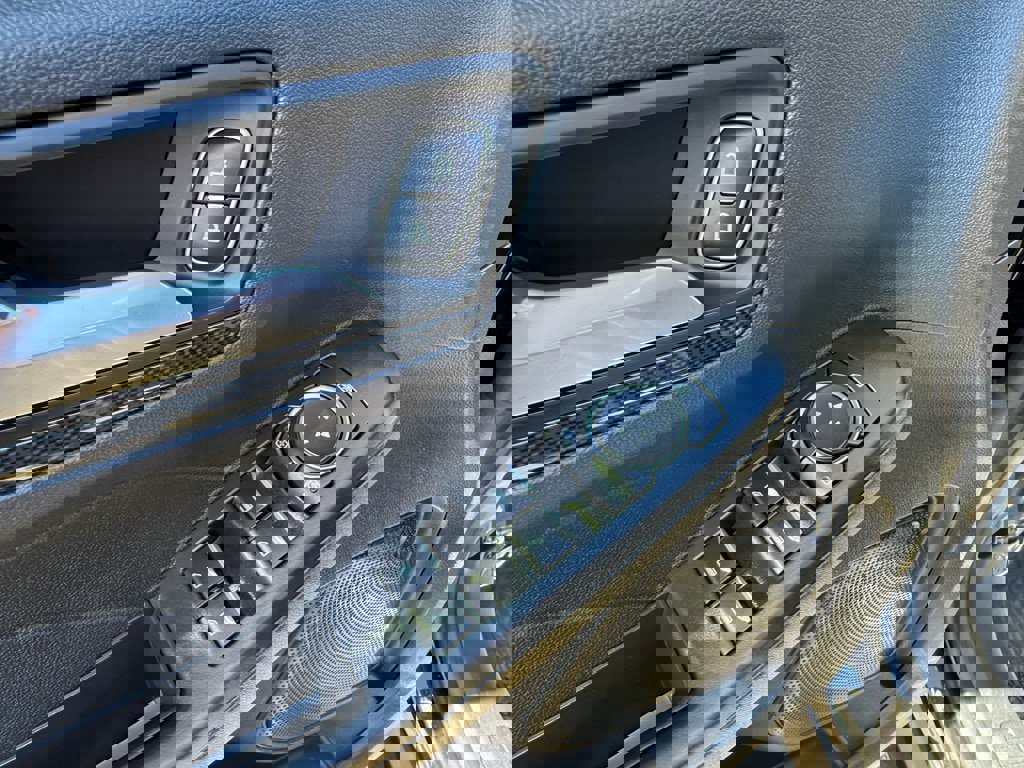 Used 2024 Ford Escape ST-Line w/ Cold Weather Package image 12