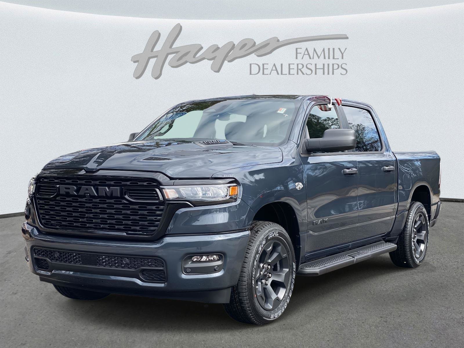 New 2026 RAM 1500 Express AWD/4WD image 6