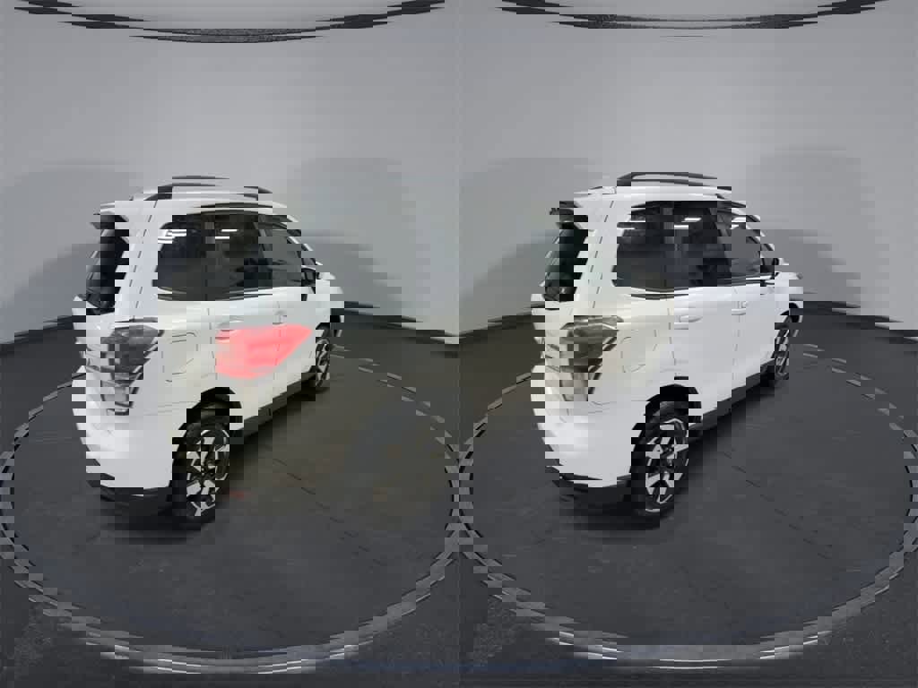 Used 2017 Subaru Forester 2.5i Premium image 8