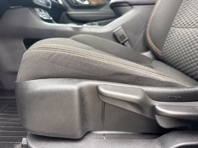 Used 2020 GMC Terrain SLE FWD image 15