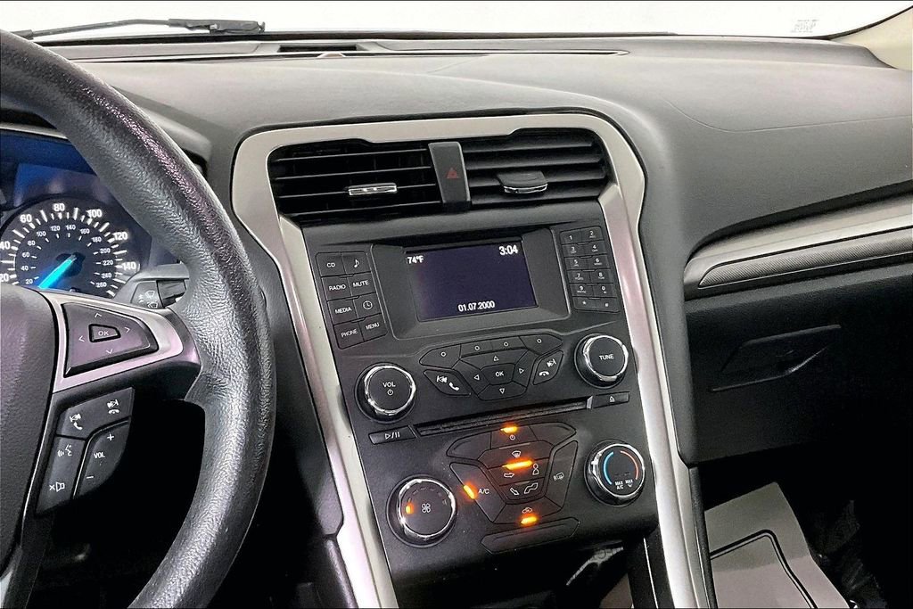 Used 2018 Ford Fusion S image 6