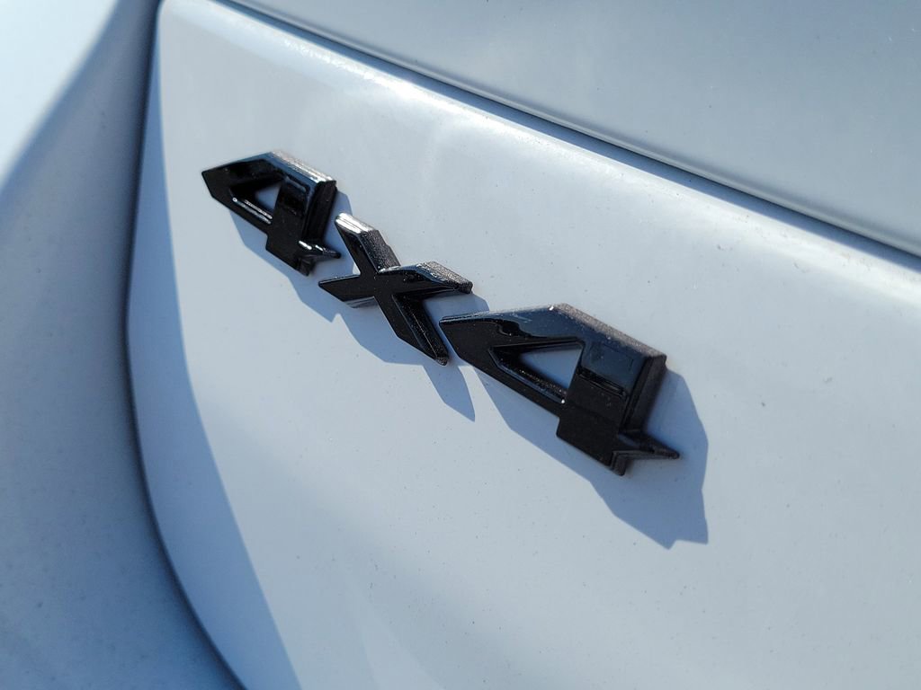 New 2026 Jeep Grand Cherokee Altitude image 7