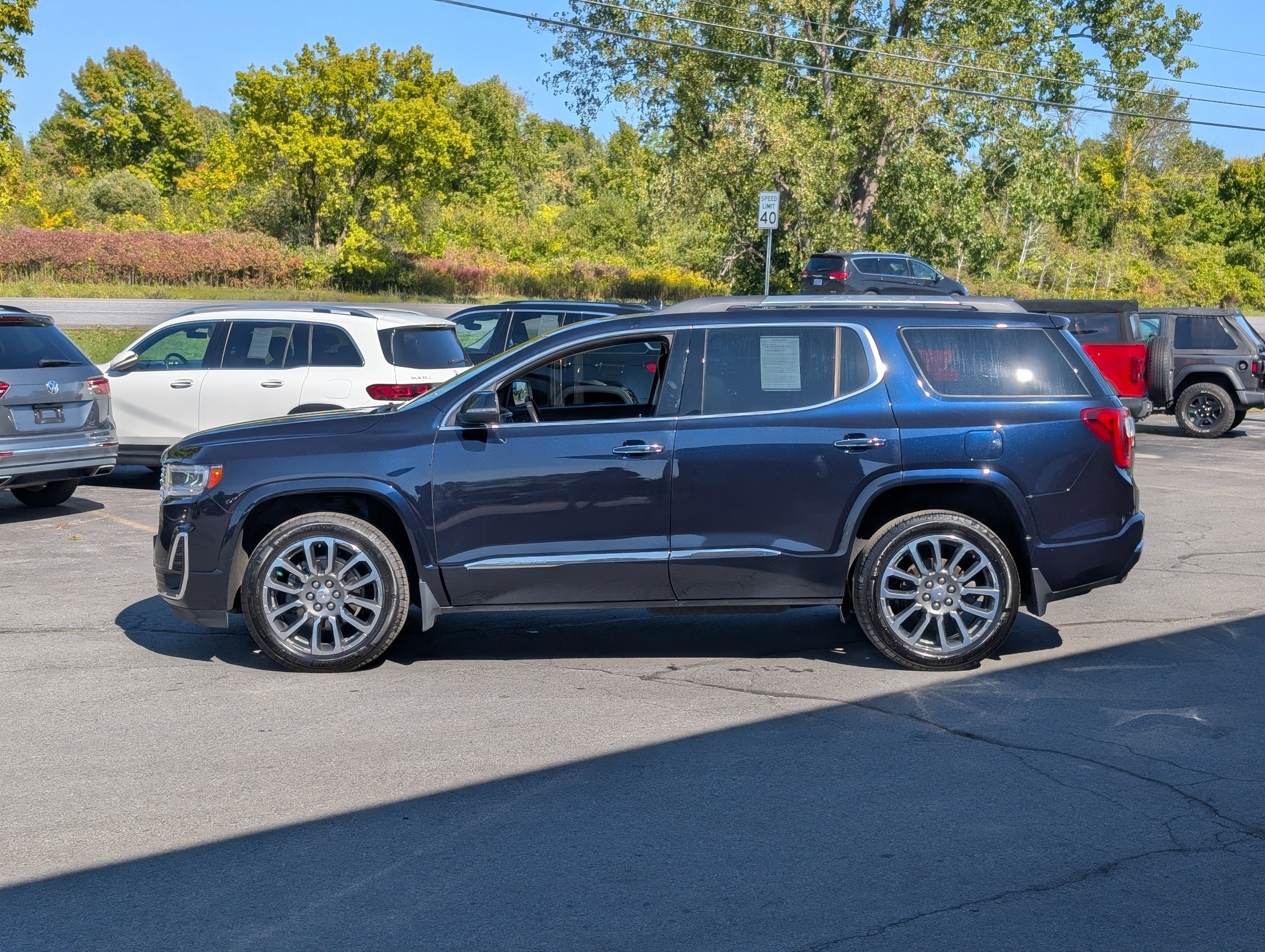 Used 2022 GMC Acadia Denali w/ Trailering Package image 9