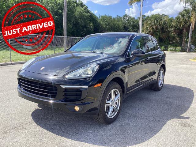 Used 2016 Porsche Cayenne w/ Premium Package AWD/4WD image 1