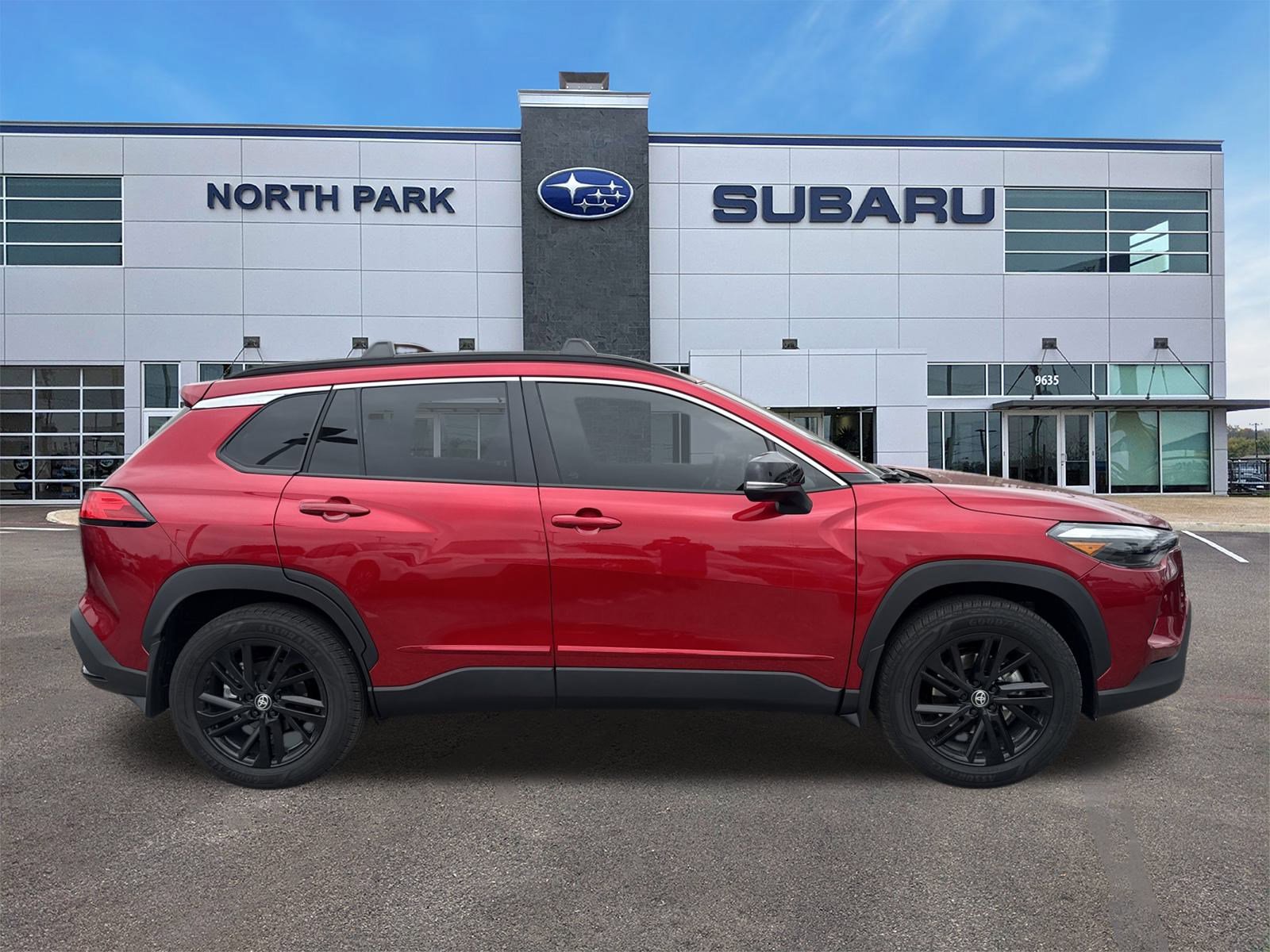 Used 2026 Toyota Corolla Cross XSE w/ Convenience Package image 2