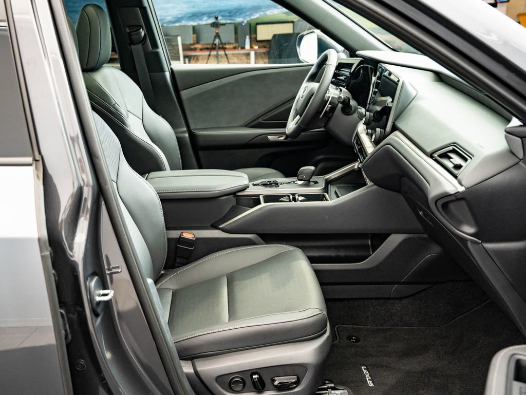 New 2026 Lexus TX 350 AWD image 25