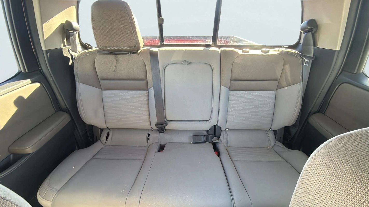 Used 2022 Nissan Frontier SV image 14