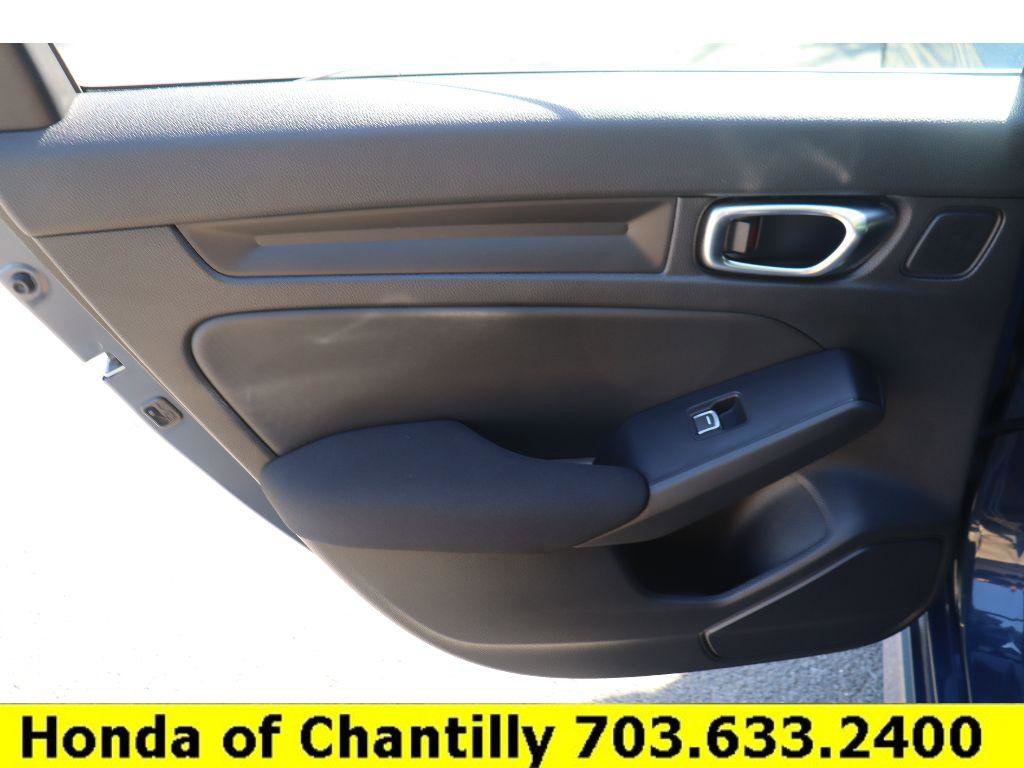 Used 2025 Honda Civic Sport image 24