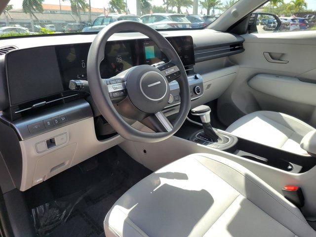 Used 2026 Hyundai Kona SE FWD image 14