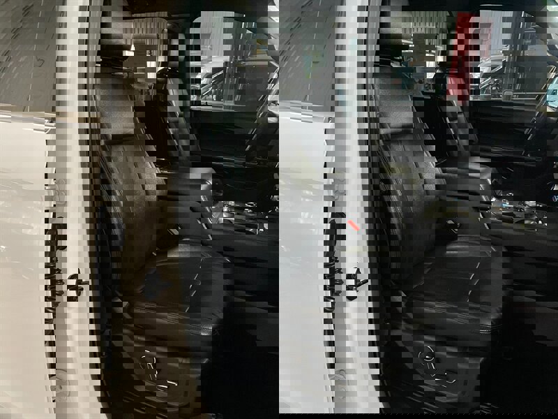 Used 2019 Ford Expedition Max XLT w/ Equipment Group 202A image 25