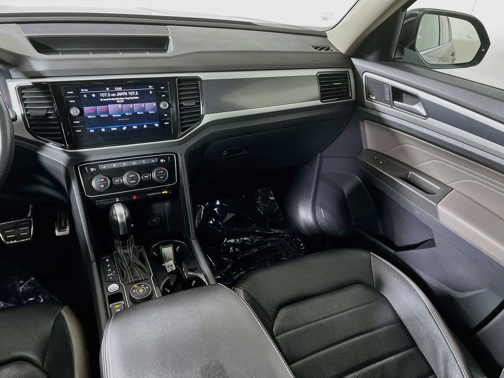 Used 2022 Volkswagen Atlas SEL Premium AWD/4WD image 22