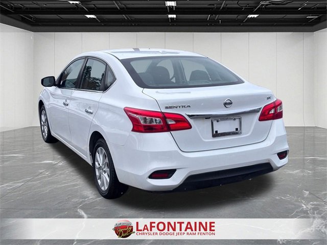 Used 2019 Nissan Sentra SV image 3
