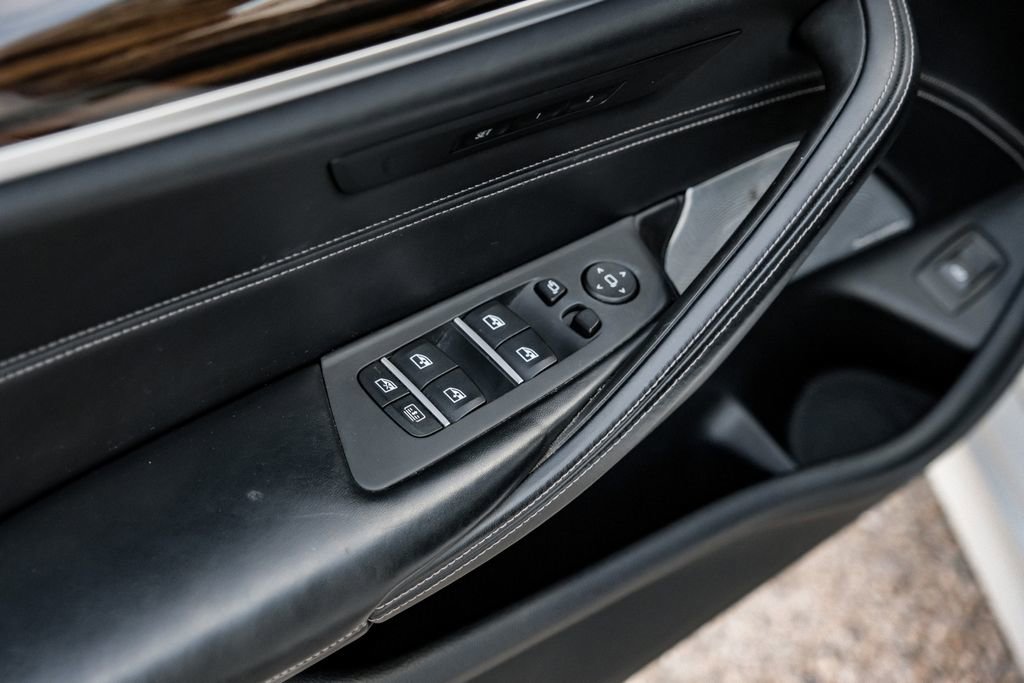 Used 2018 BMW 540i xDrive w/ M Sport Package image 52