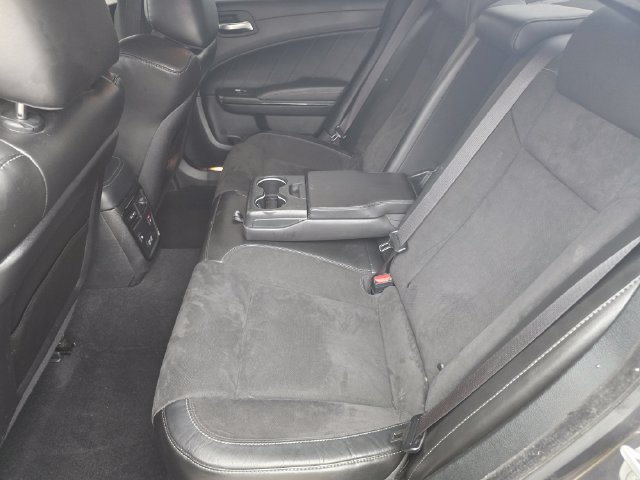 Used 2022 Dodge Charger R/T w/ Plus Group RWD image 36