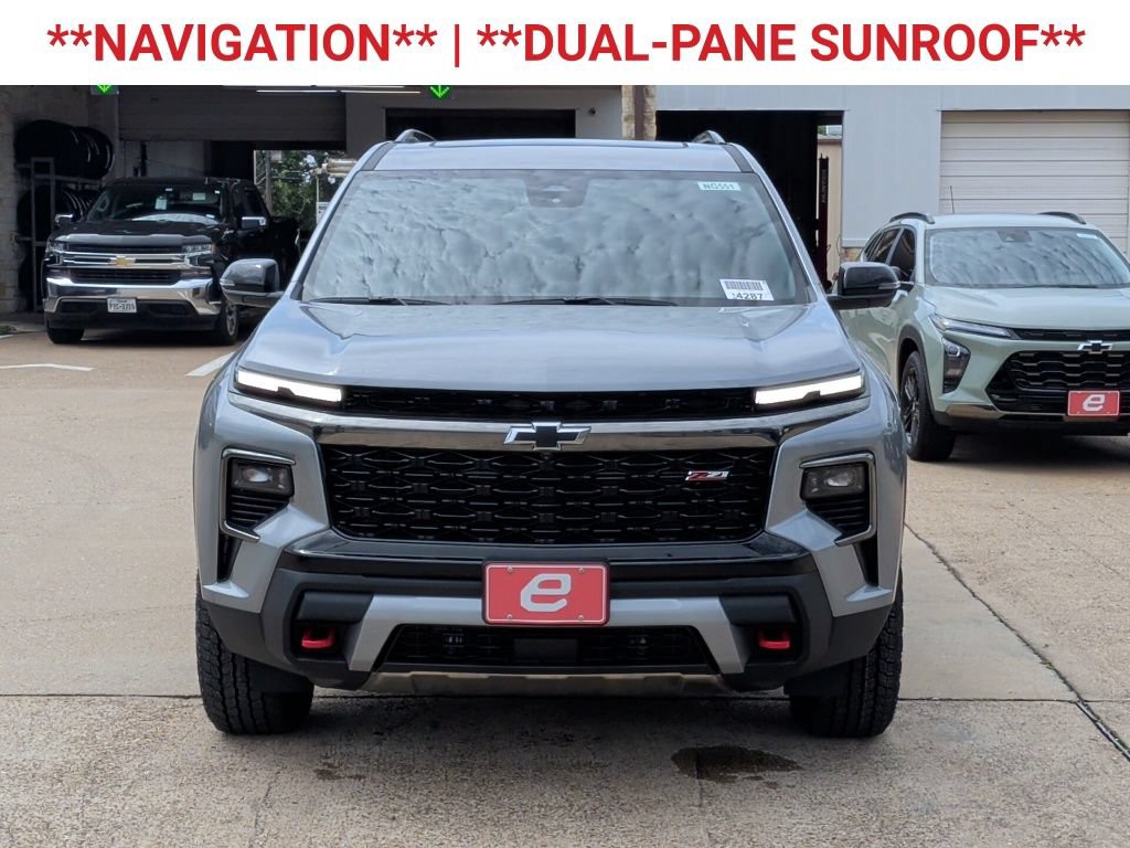 New 2026 Chevrolet Traverse Z71 w/ Driver Confidence Package AWD/4WD image 2