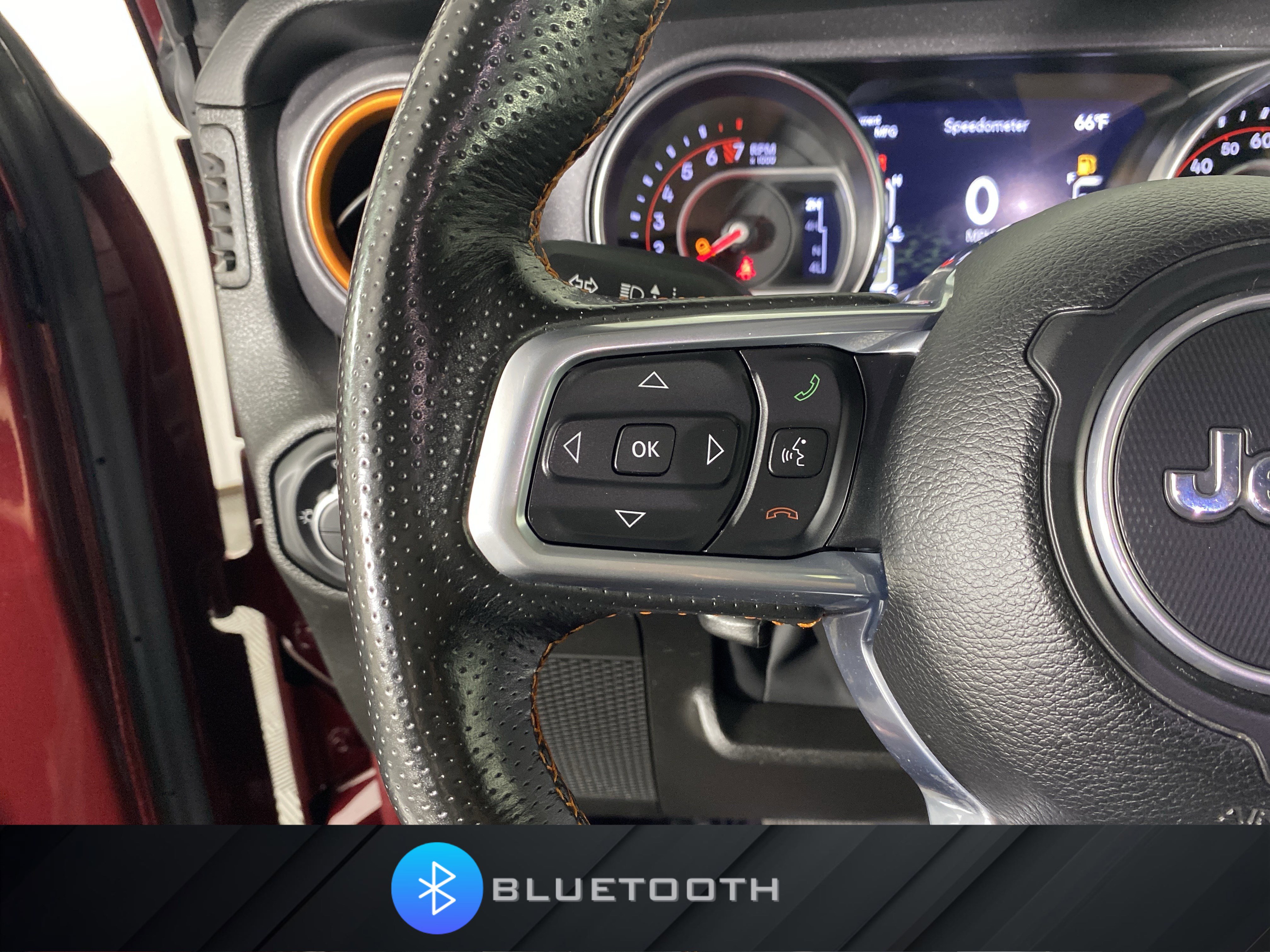 Used 2022 Jeep Gladiator Mojave w/ Cold Weather Group AWD/4WD image 22