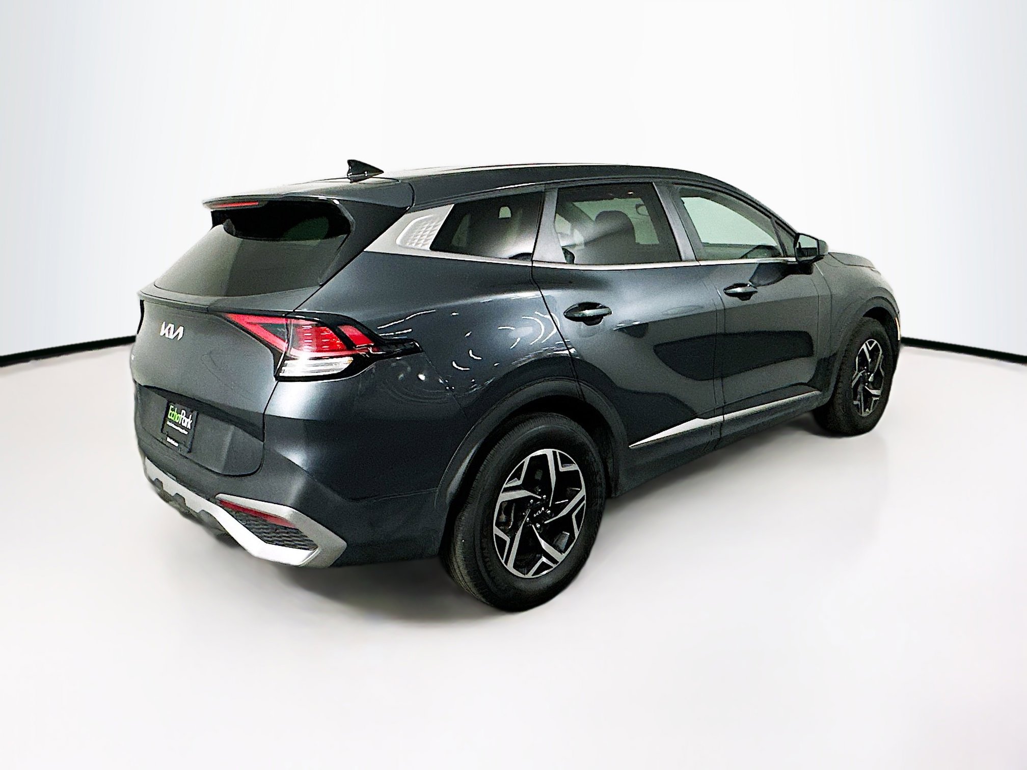 Used 2024 Kia Sportage LX image 9