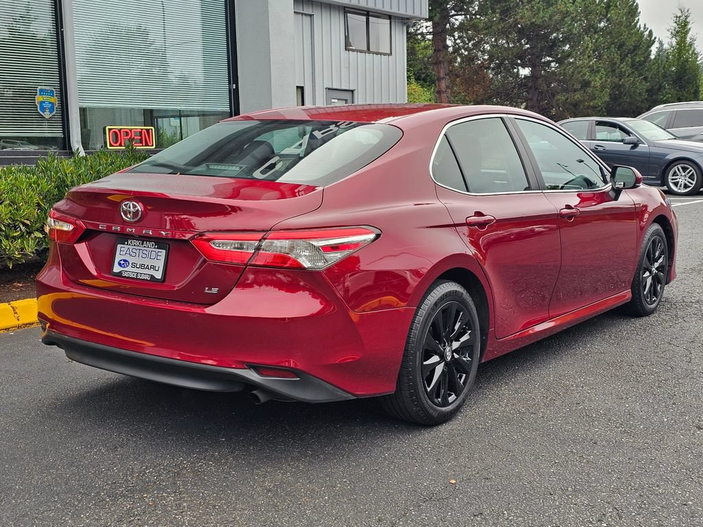 Used 2018 Toyota Camry LE FWD image 7