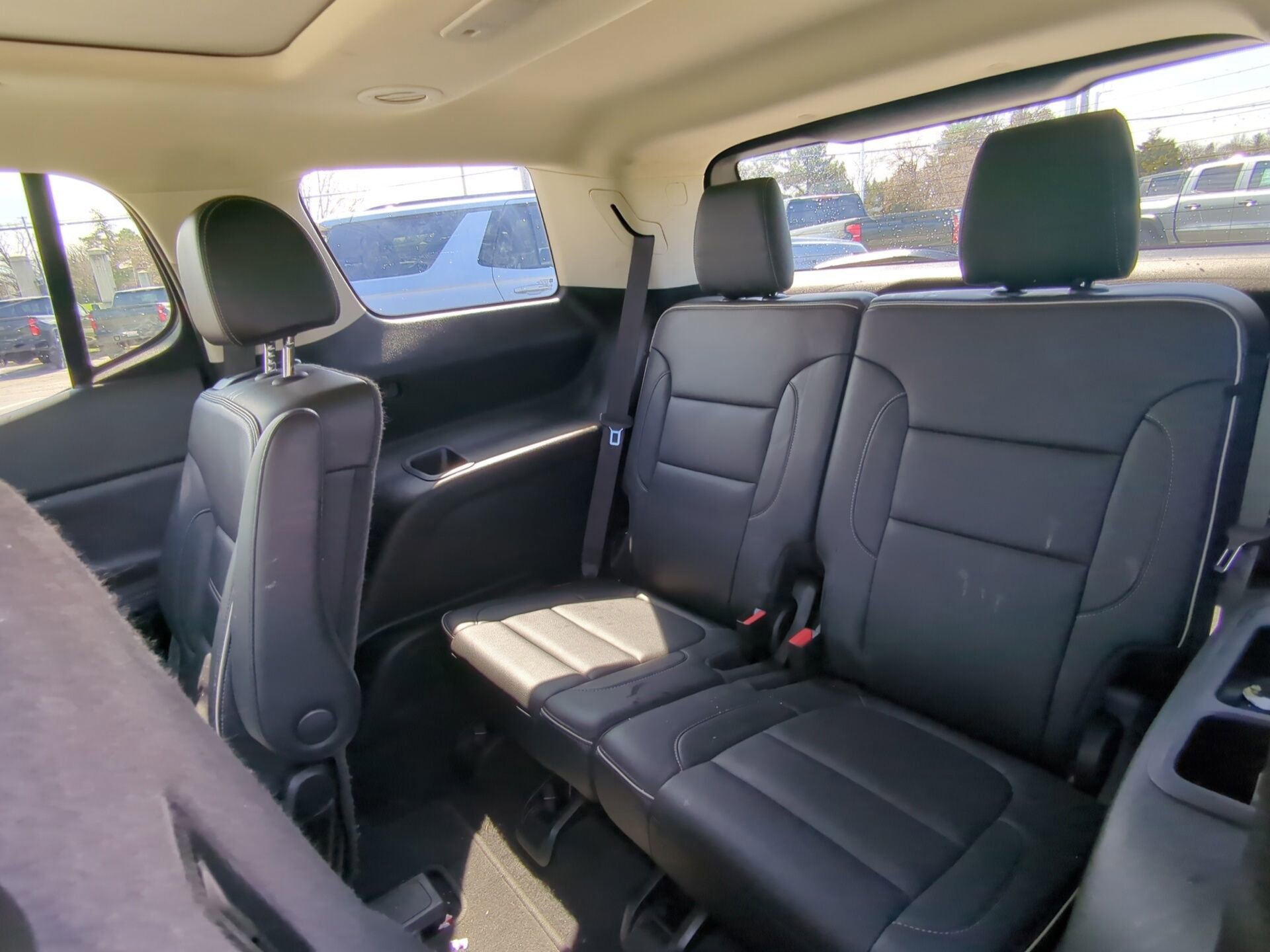 Used 2021 GMC Acadia Denali w/ Denali Ultimate Package image 10